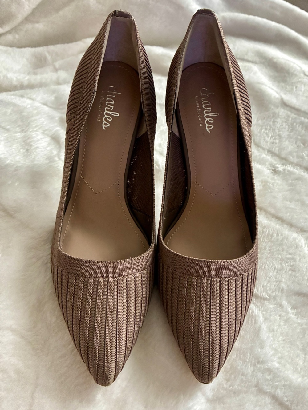 Charles by Charles David Taupe Ribbed Pointed-Toe Flats